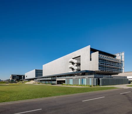Agora UNI
